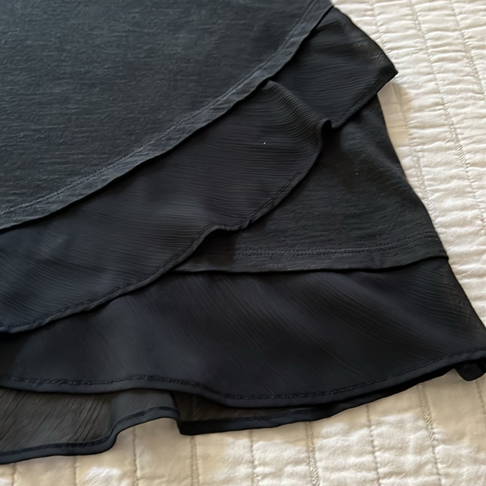 Layered Ruffle Black Top - Picture 5 of 6